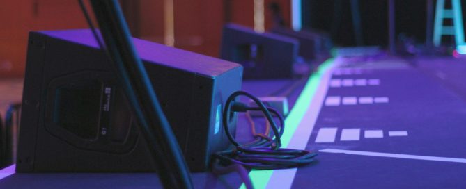 concert_sound_wedges